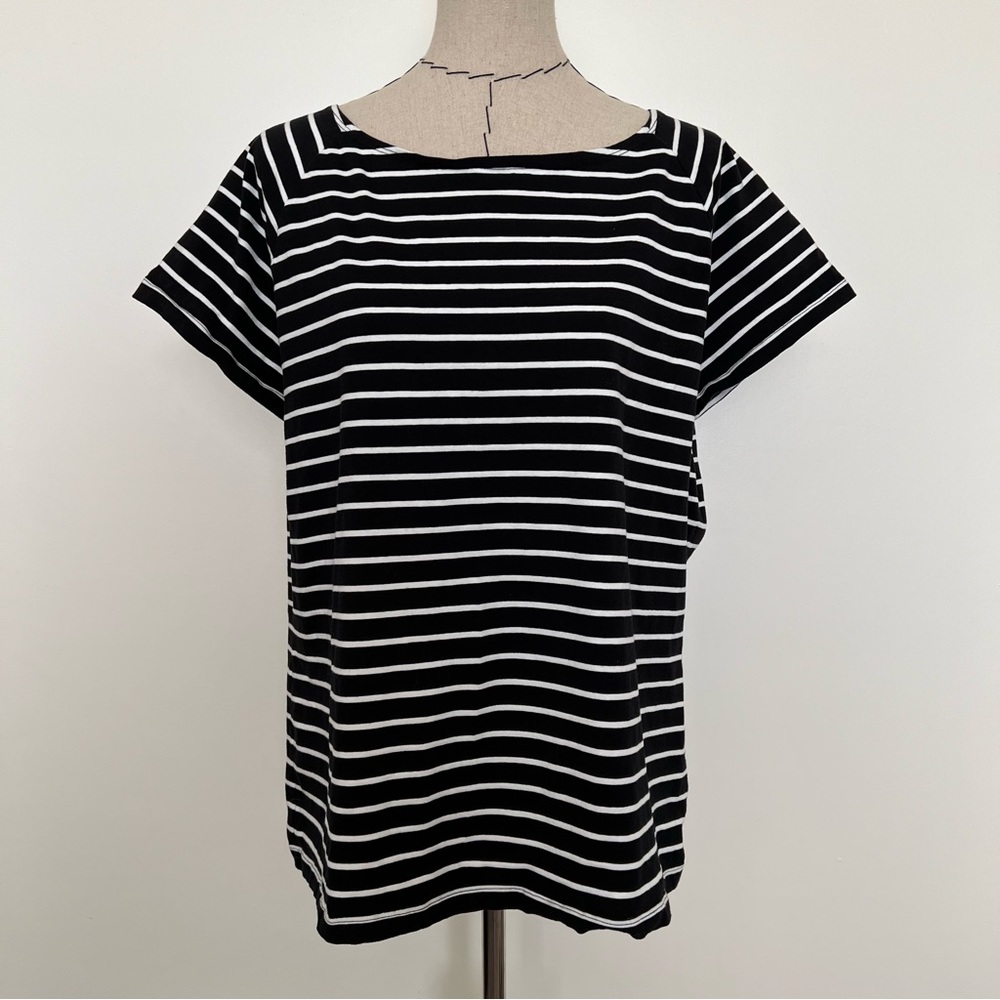 Jones New York boat neck black and white striped short sleeve